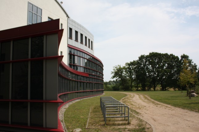 Gebäude 64: Ein neuer Arbeitsplatz an der Uni Lübeck.