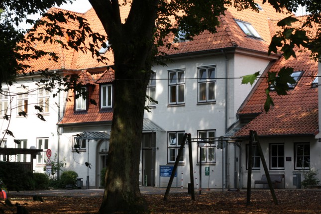 Die Gebäude der Heilanstalt Strecknitz werden heute u.a. von der Klinik für Psychiatrie und Psychotherapie genutzt.